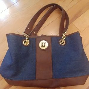 #54398 Liz Claiborne Purse